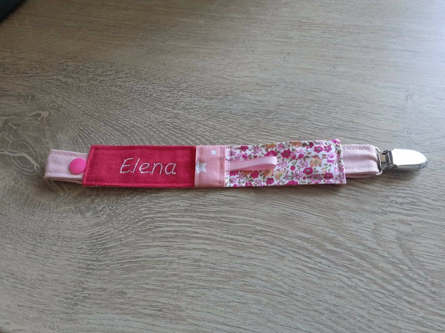 Handgefertigter Personalisierter Schnullerclip, Schnullerclip Mit Dem Vornamen Des Kindes, Stofftierclip, Geschenk Zur Geburt Eines Babys von Etsy - pommedammour17