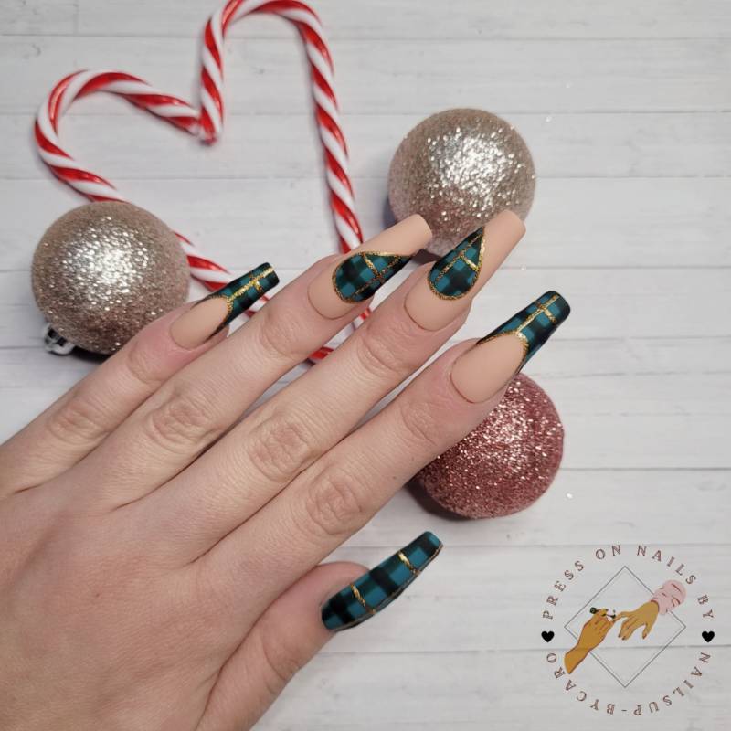 It's Christmas Time - Press On Nails Long Ballerina von Etsy - pressonsbycaro