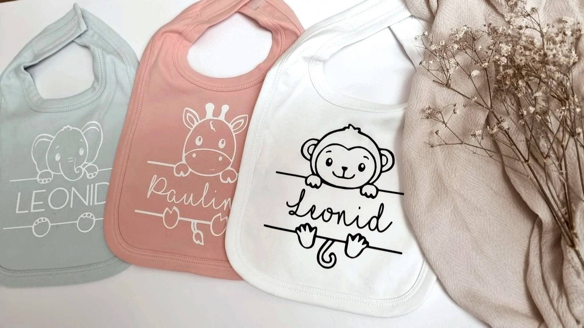 Babylätzchen Personalisiert | Lätzchen Mit Tiermotiven Baumwolle Babygeschenk Geburt Personalisiertes Halstuch Namen Kinder von Etsy - schenkpersoenlich