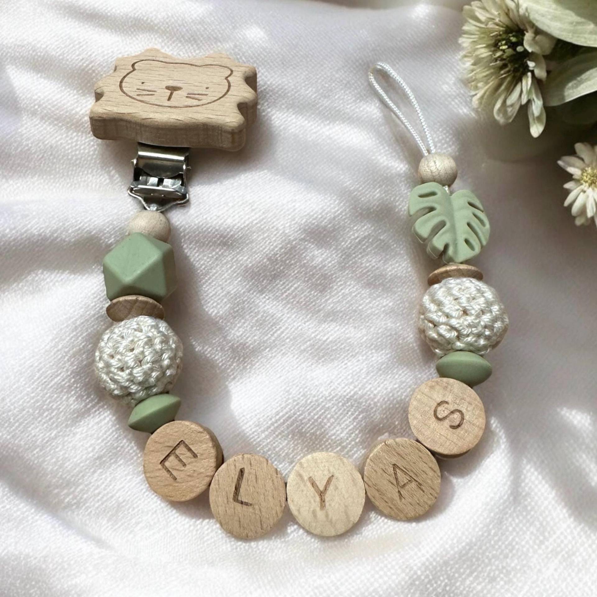 Schnullerkette Mit Namen Monstera Löwenclip Baby Junge Mädchen Babyzubehör Personalisiert Personalisierte Geschenk Zur Geburt Taufe von Etsy - schnullerzauber1