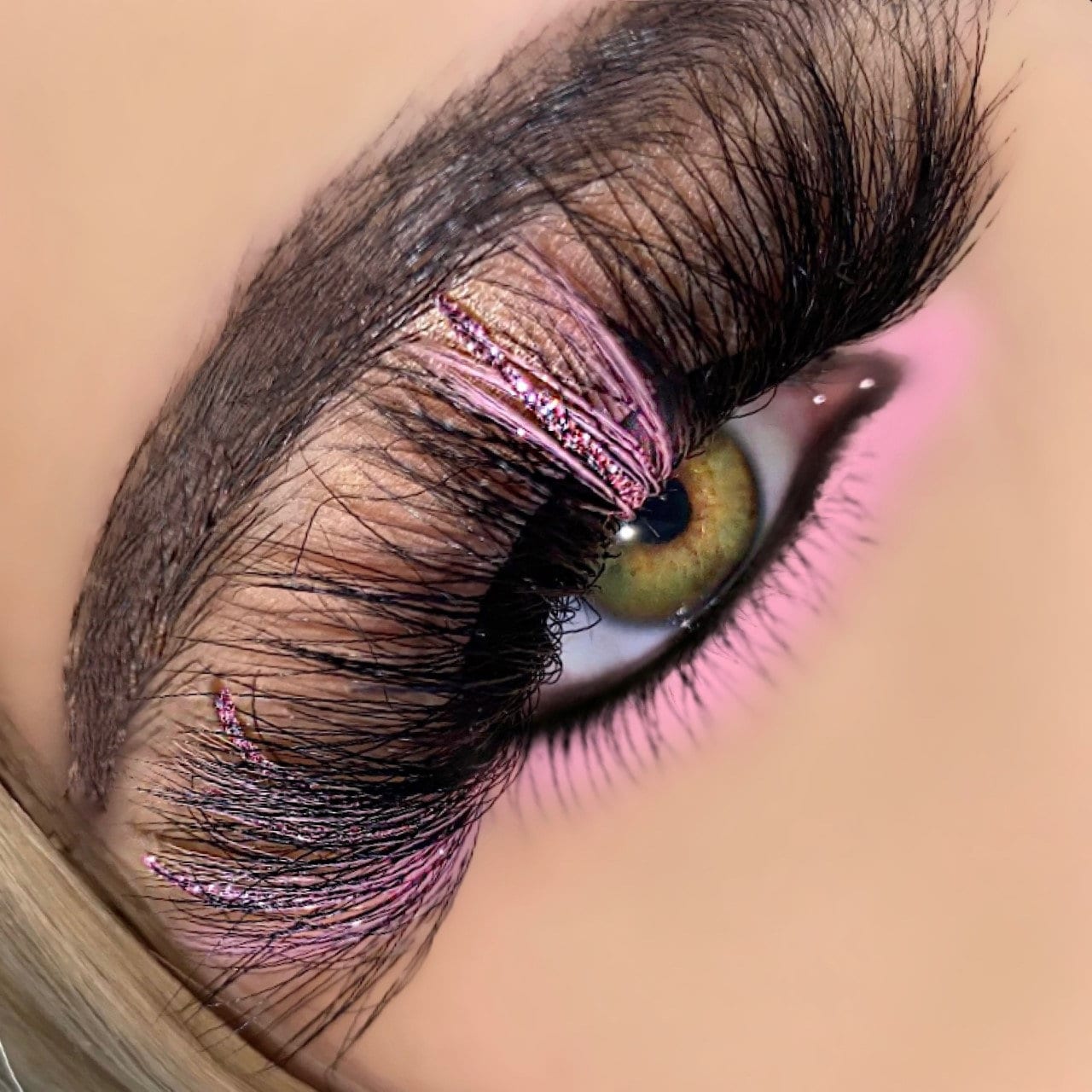 Fantasie | Pink Glitter Color Wimpern Streifen-Wimpern Mit Glitzer Rosa Farbe 25mm Falsies von Etsy - shopcolorlashhouse