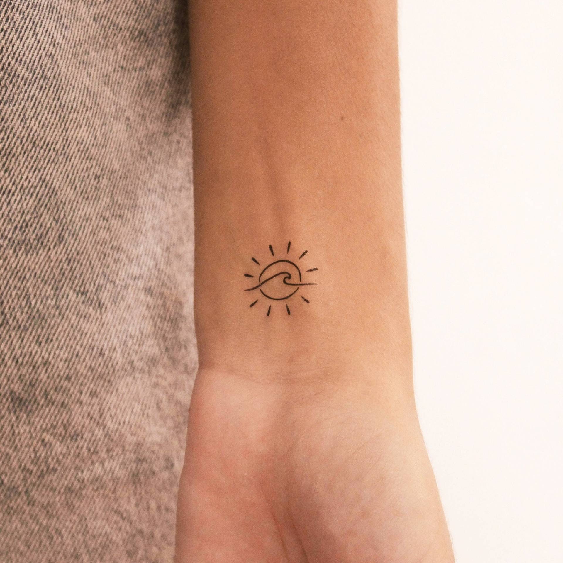 Fine Line Sonne Und Welle Temporäres Tattoo | 3Er Set von Etsy - smalltattoos