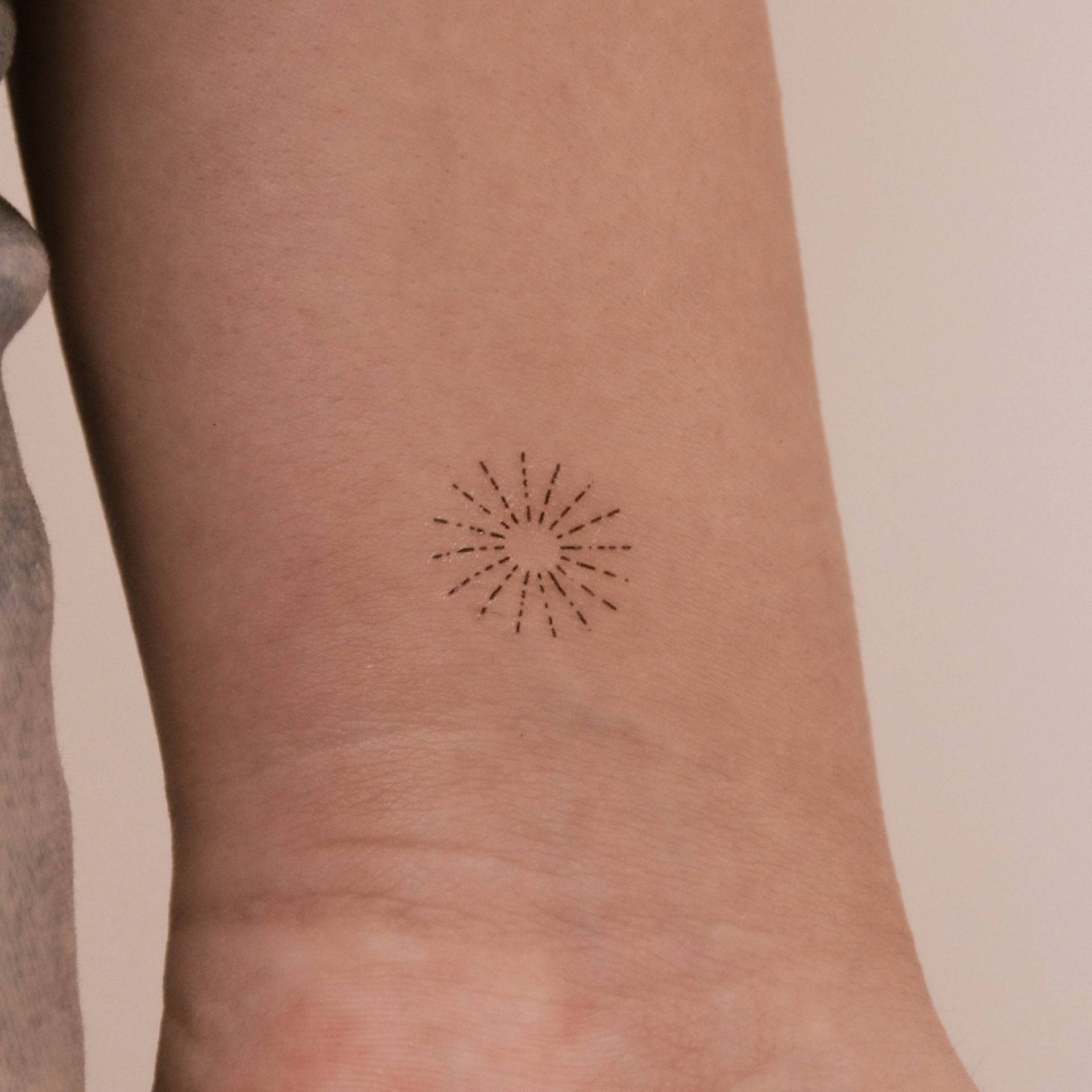 Solar Sparkle Temporäres Tattoo Von Jakenowicz | 3Er Set von Etsy - smalltattoos