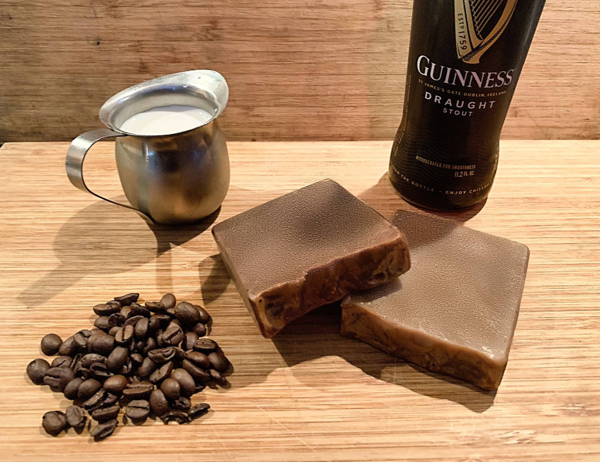 Guinness Stout Scrubby Bar, Ganz Natürliche Hautpflege, Handgefertigte Handwerker Seife, Spa Geschenk Für Ihn, Herbstgeschenke Sie, Bierseife von Etsy - supernovasoapco