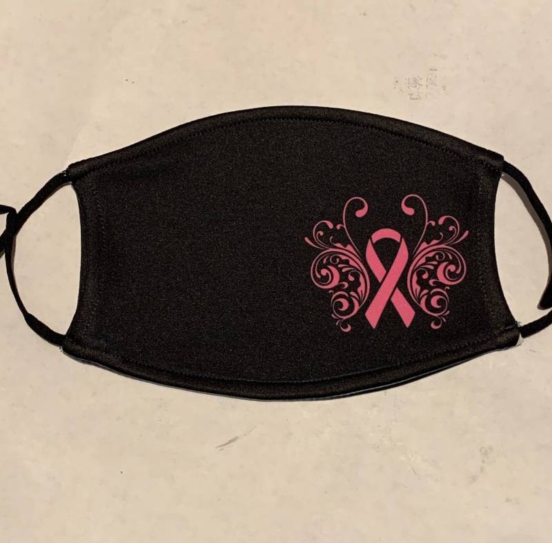 Brustkrebs Rosa Band Auf Schwarzer Gesichtsmaske Mit Filtertasche von Etsy - theGraphikShop