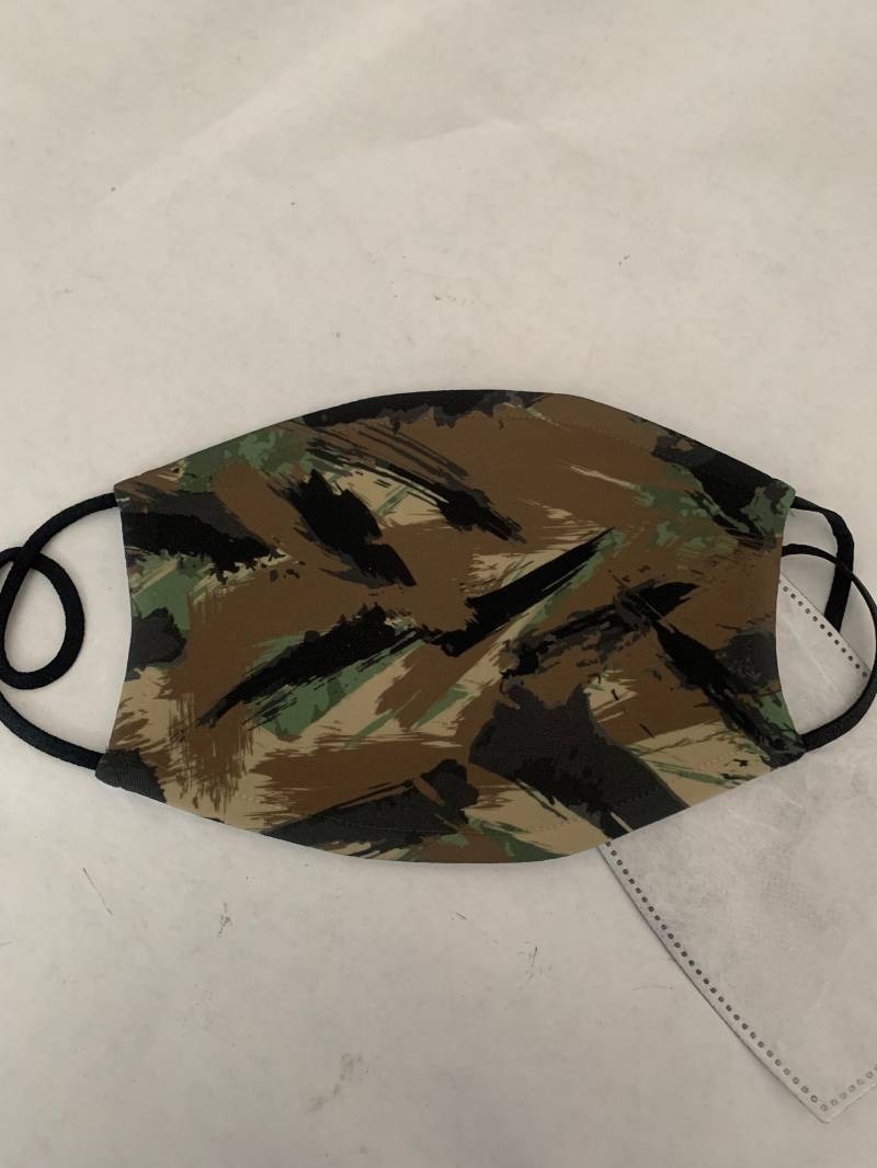 Camo Print Gesichtsmaske Mit Filter - Neu von Etsy - theGraphikShop