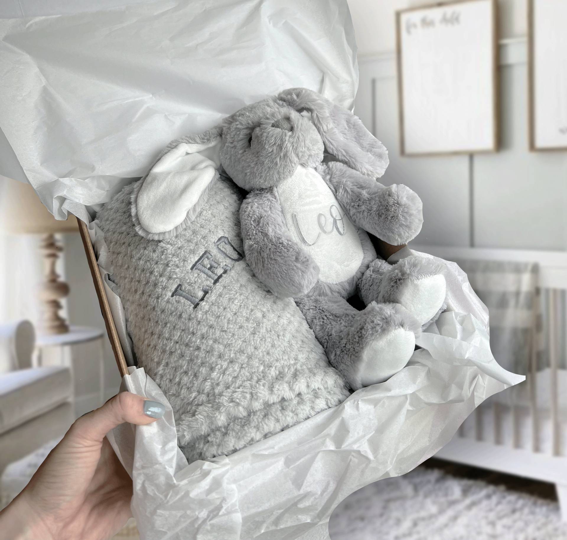 Personalisiertes Baby-Geschenk-Set Mit Hase Und Decke, Neugeborenen-Baby-Geschenk-Set, Geschenk Für Baby, Babyparty-Geschenk-Set, Personalisiertes von Etsy - thebababee