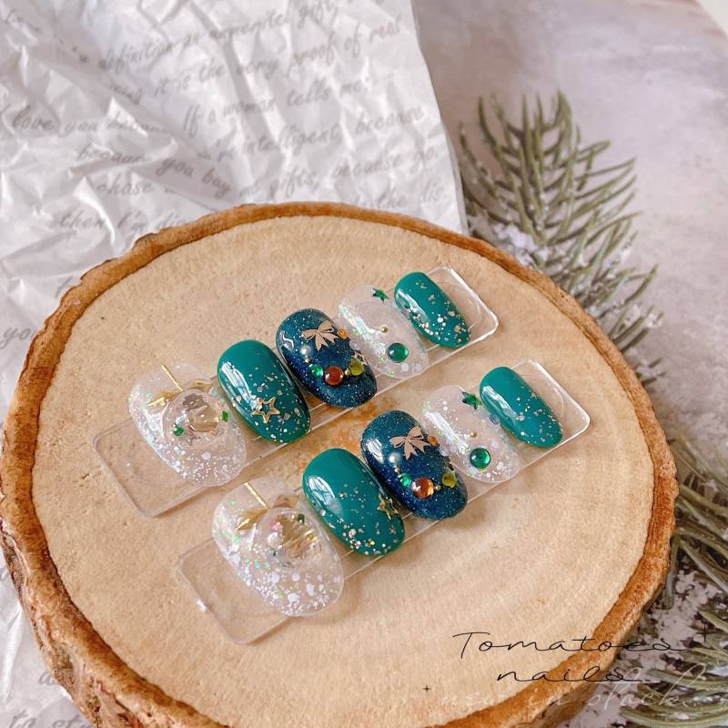 Grüne Feiertage Nägel, Weihnachten Press-On Luxus Weihnachtsnägel, Glitzer Niedliche Ornamentnägel, Schnee Winter Nägel von Etsy - tomatoesnails