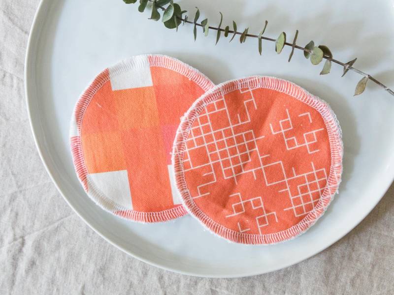 Große Make-Up Reinigungspads Aus Biobaumwolle 2Er Set, Orange, Weiß, Waschbare Abschminkpads, Zero Waste Baumwollpads, Handgefertigt von Etsy - vonpleissenstein