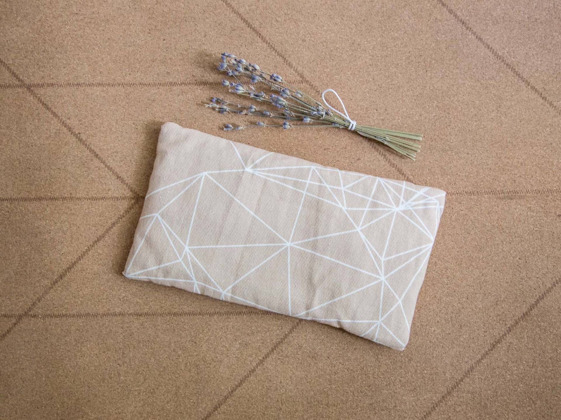 xl Augenkissen Yoga Und Meditation, Baumwolle Mit Lavendel Beige Weiß, Geometrisch, Zubehör Für Yogis, Geschenk Geburtstag Weihnachten von Etsy - vonpleissenstein