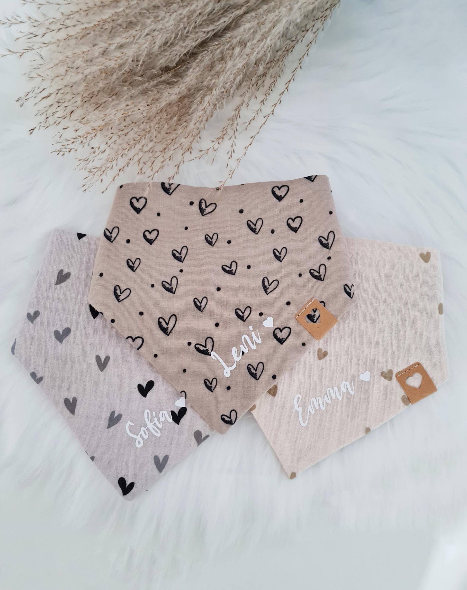 Baby Geschenk Musselin Halstuch/Personalisiert Mit Name Dreieckstuch Sabbertuch Zur Geburt Taufgeschenk Babygeschenk Baby Geschenk Musselin Halstuch/Personalisiert Mit Name Dreieckstuch Sabbertuch Zur Geburt Taufgeschenk Babygeschenk von Etsy - wirbelwindkids