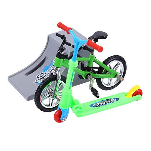 FELTECHELECTR Finger Bike Und Scooter Spielzeugset Faltbare Finger Bike Toys Für Pädagogisches Und Unterhaltsames Brettspiel Für Ideal Für Freizeit Und Bewegungsförderung von FELTECHELECTR