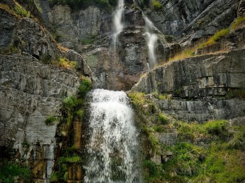 1000 Teile Puzzle,Geschicklichkeitsspiel für die ganze Familie,-Wasserfall, Felsen, Steine, Wasser, Pflanzen 75x50cm von FRUKAT