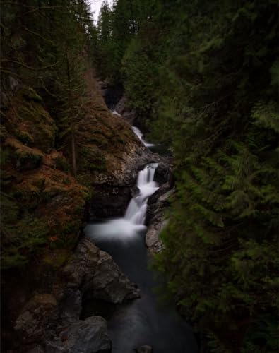 Puzzle 500 Teile,Farbenfrohes Puzzle für Erwachsene und Kinder ab 14 Jahren - Wasserfall, Fluss, Strömung 52x38cm von FRUKAT