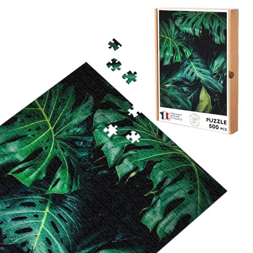 Klassisches Puzzle 500 Teile Nahaufnahme auf Blatt Monstera Deliciosa Philodendron von Fabulous