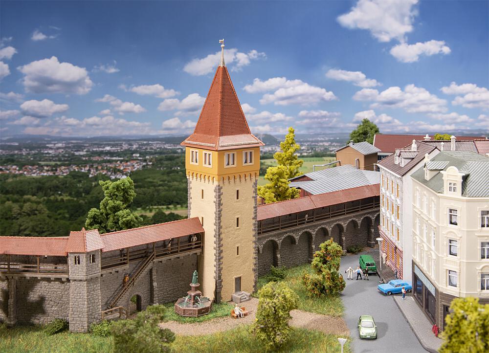 Altstadtmauer-Set Stadtturm von Faller