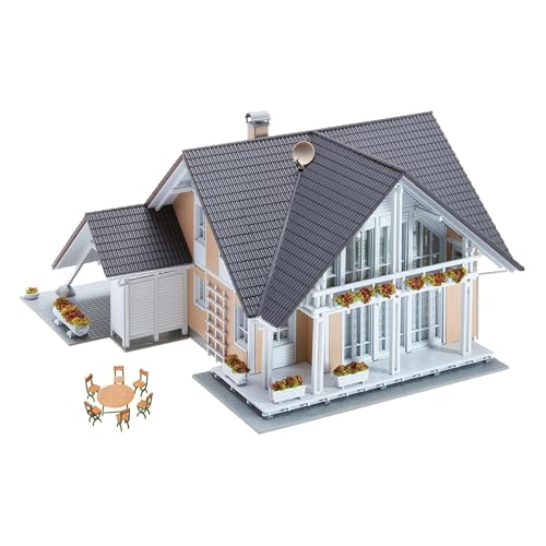 FALLER Haus Prestige Modellbausatz mit 258 Einzelteilen 176 x 166 x 100 mm I Modelleisenbahn Zubehör H0 I Modelleisenbahn H0 Einfamilienhaus, Grau, Weiß und Creme von FALLER