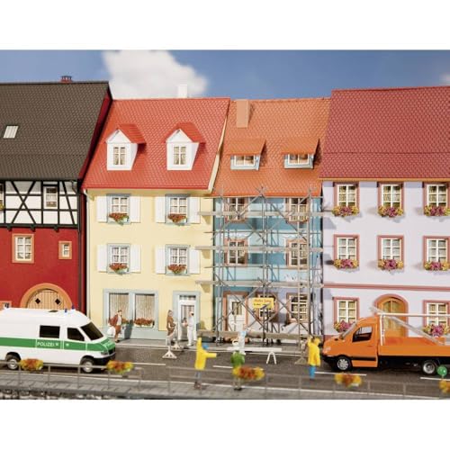 FALLER FA130494 130494 2 Village Houses w/Scafld HO Scale Building Kit Bauset, One Size von FALLER