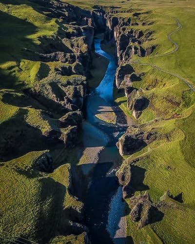 Blue River Among Green Mountains – Puzzle en Bois de 1000 pièces – Activités Pour la famille et Les amis von FiXizy