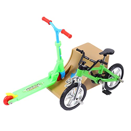 GARVALON Mini Finger Set Tragbare Finger Scooter Und Skateboard Rampen Für Kreative Finger Sport Spiele Ideal Für Und Erwachsene Spaß Für Zuhause Und Unterwegs von GARVALON