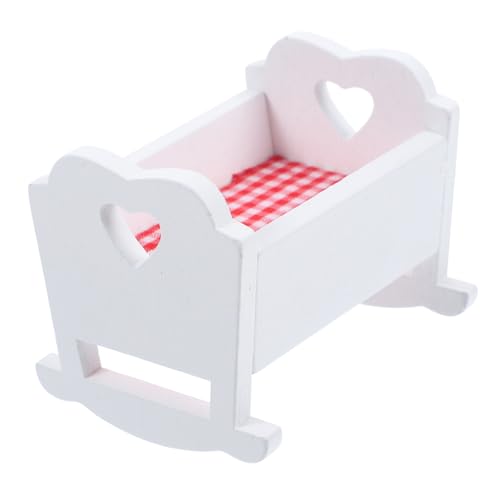 GLSTOY Miniature Holzpuppenbett Für Puppenhaus Weißes Babybett Deko Aus Geeignet Für Puppenmöbel Und Miniatur Einrichtung Ideal Für Ab 3 Jahren von GLSTOY