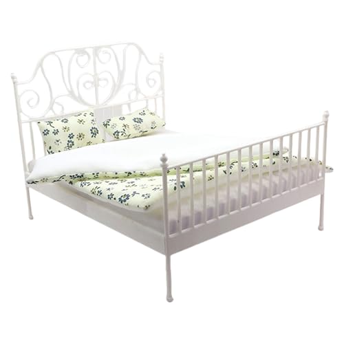 Miniatur-Schlafzimmer-Eisenbett mit Blumen-Bettwäsche im Maßstab 1:12, Puppenhäuser, Möbel, Handwerk, Modell, Projekt-Szene, Dekoration, Sammlerstück, Miniatur-Schlafzimmer-Szene Miniatur-Schlafzimmer-Eisenbett mit Blumen-Bettwäsche im Maßstab 1:12, Puppenhäuser, Möbel, Handwerk, Modell, Projekt-Szene, Dekoration, Sammlerstück, Miniatur-Schlafzimmer-Szene von GMBYLBY