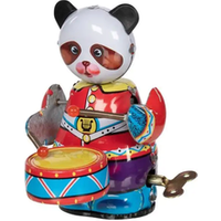 GOKI 14179 Pandabär mit Trommel GOKI 14179 Pandabär mit Trommel von GOLLNEST & KIESEL GOKI