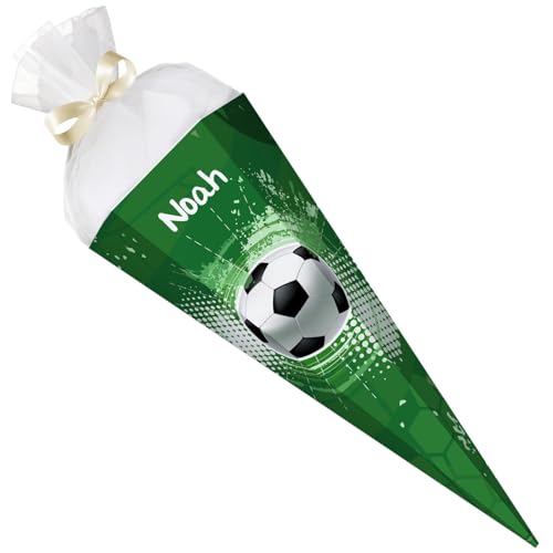 GRAVURZEILE - Bedruckte Schultüte - Fußball - Personalisiert mit Namen - Geschenk zur Einschulung - Sechseckige Zuckertüte für Jungen & Mädchen - 61 cm mit Tüll-Verschluss - Farbe: Fußball GRAVURZEILE - Bedruckte Schultüte - Fußball - Personalisiert mit Namen - Geschenk zur Einschulung - Sechseckige Zuckertüte für Jungen & Mädchen - 61 cm mit Tüll-Verschluss - Farbe: Fußball von GRAVURZEILE