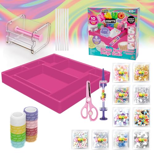 Giochi Preziosi Nano Craft Deluxe Nano Crafts Design Studio Set – Erstellen Sie einzigartige Dekorationen mit Strohhalmen, Deko-Elementen, Nano-Band und Luftpumpe inklusive, für Kinder ab 6 Jahren von Giochi Preziosi