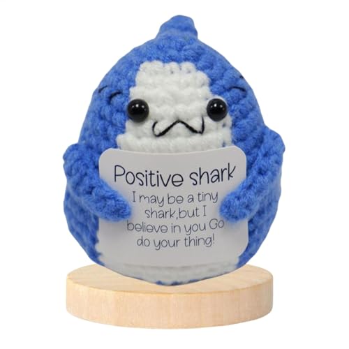 Gitekain Crochet Shark Plush, Funny Emotional Support Pickle, Handmade Knitted Animal Doll, Cute Stress Relief Ornament for Decoration, Soft and Comfortable Material, 2.76x3.54 Inches von Gitekain