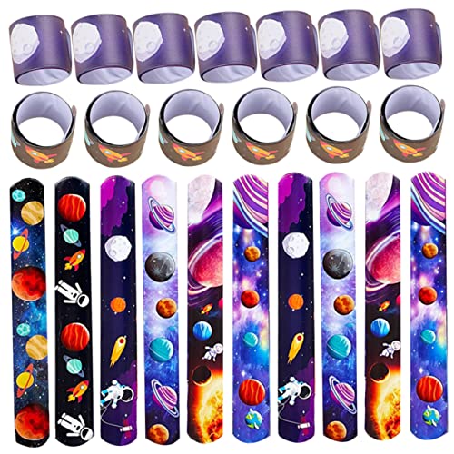 Gogogmee Spielsachen Party Goodie Stich Zufälliger Kinder Lustige Stil Füllstoffe Lightyear für Weltraum Schlagarmbänder Design Bands Armband Slap Partyarmbänder Planet Bag von Gogogmee