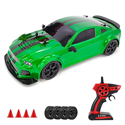 Goolsky Ferngesteuertes Auto, RC Drift Auto 20 km/h 1/14 2,4 GHz 4WD Driftauto Kalte Beleuchtung, Drift- und Rennreifen, 4 Barrikaden, USB-Rennwagen Geschenk für Kind Erwachsene Grün 1 Batterie von Goolsky