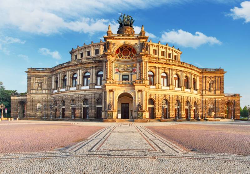 Grafika Kids Deutschland Edition - Semperoper Dresden 12 Teile Puzzle Grafika-F-31442 von Grafika Kids