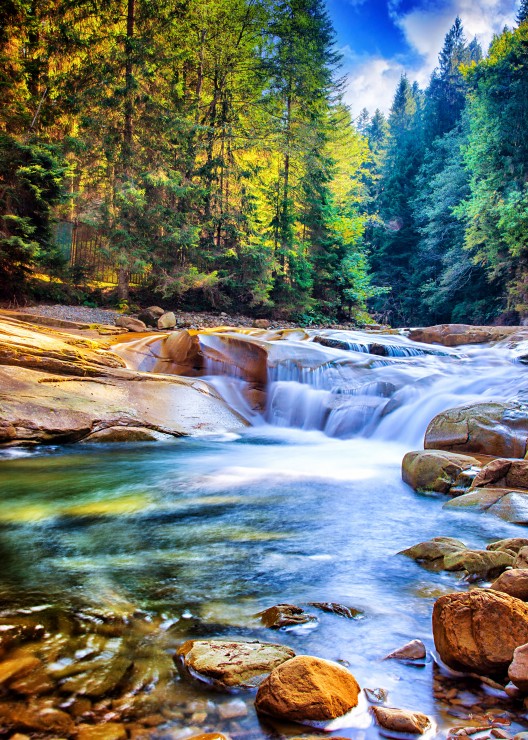 Grafika Schöner Wasserfall im Wald 500 Teile Puzzle Grafika-F-32255 von Grafika