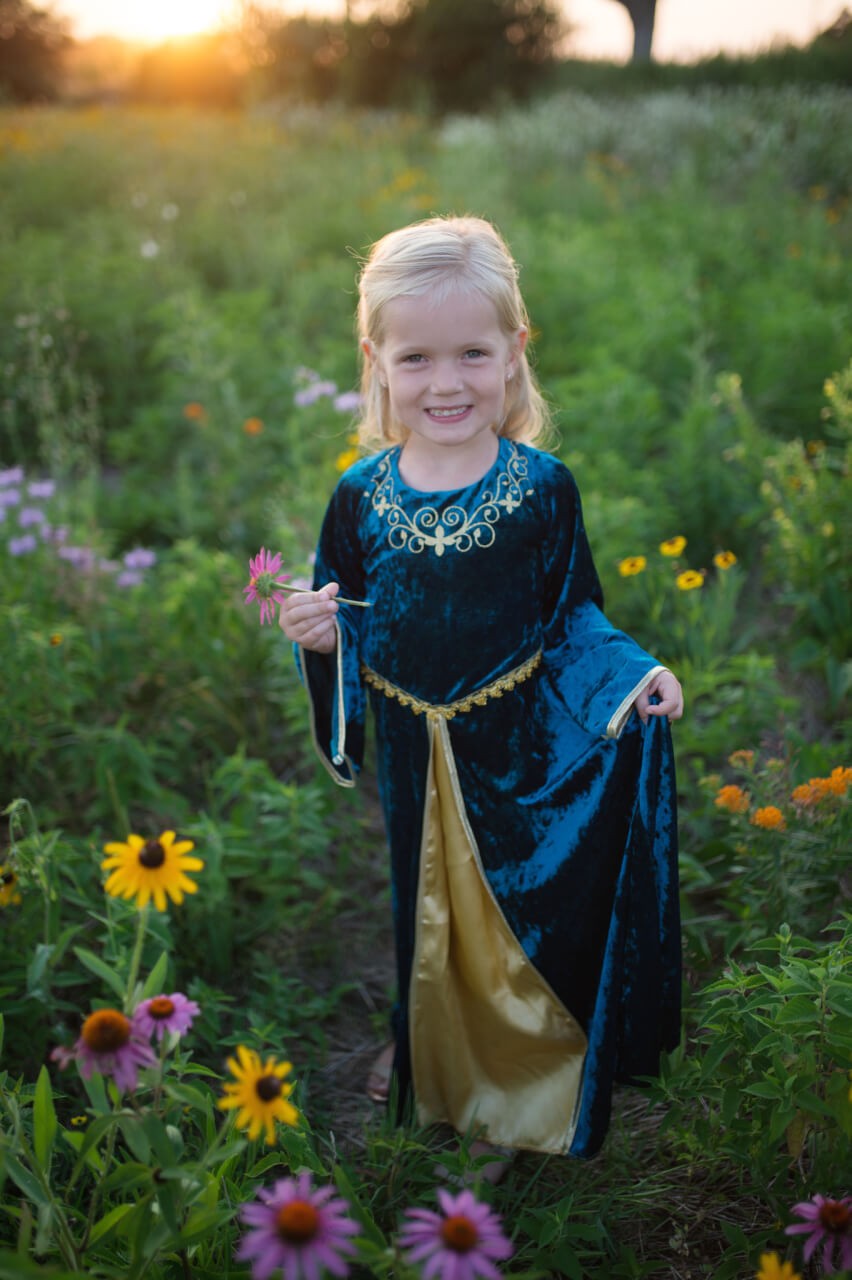 Lady Guinevere-Kleid – Mittelalterliche Eleganz für Kinder von 5-6 Jahren von Great Pretenders