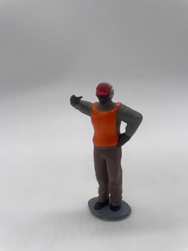 F1122 - Greenhills Painted TV Camera Man 1.32 Scale for Scalextric Carrera etc - NEW von Greenhills Garages