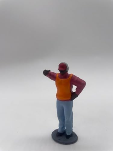 F1123 - Greenhills Painted TV Camera Man 1.32 Scale for Scalextric Carrera etc - NEW von Greenhills Garages