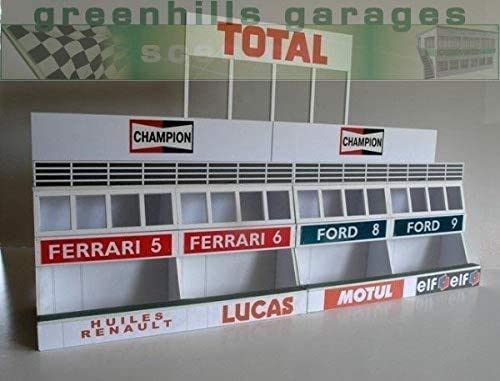 Greenhills Slot Car Building Kit Le Mans Pit Boxes 1:32 Scale MACC456 von Greenhills