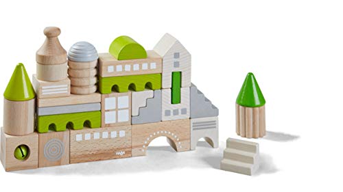 HABA 305456 - Bausteine Coburg, 28-teiliges Baustein-Set zum Bauen von Stadtkulissen, Holzbausteine in unterschiedlichen Formen und Farben, Spielzeug ab 18 Monaten von HABA