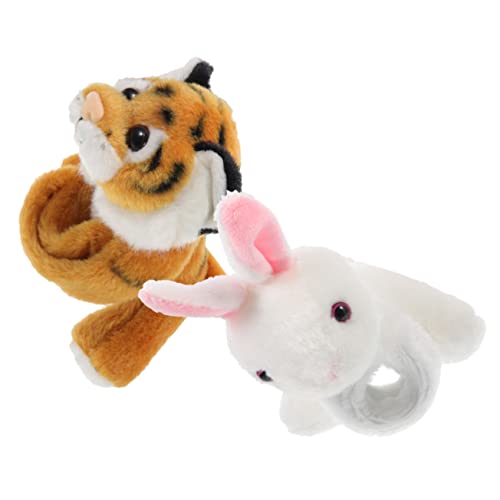 HANABASS 2 Stück Plüsch Slap Armbänder Tiermotive Weiche Kuscheltier Handgelenkbänder Leicht Strapazierfähig Niedliches Partyzubehör für Kindergeburtstag und Festliche Anlässe HANABASS 2 Stück Plüsch Slap Armbänder Tiermotive Weiche Kuscheltier Handgelenkbänder Leicht Strapazierfähig Niedliches Partyzubehör für Kindergeburtstag und Festliche Anlässe von HANABASS