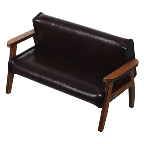 HANABASS Maßstab Dunkelbraunes Mini Ledersofa Holzgestell Vielseitige Dekoration für Puppenstube Robustes Möbelstück für DIY und Fotorequisiten HANABASS Maßstab Dunkelbraunes Mini Ledersofa Holzgestell Vielseitige Dekoration für Puppenstube Robustes Möbelstück für DIY und Fotorequisiten von HANABASS