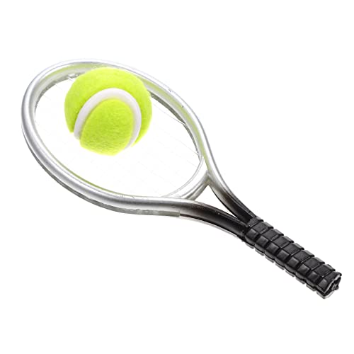 HAWILLOSCH Mini Tennis Set Für Puppenhaus 1 Set Mini Tennisschläger Und Tennisball Modell Für Perfekte Miniatur Sport Dekoration Und Für Kreative Szenen Im Spielzimmer von HAWILLOSCH