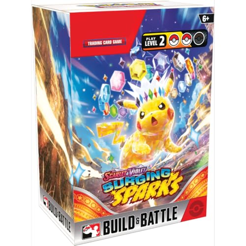 Surging Sparks Build and Battle Box ENGLISCH | Karmesin & Purpur + Heartforcards® Versandschutz von HEART FOR CARDS