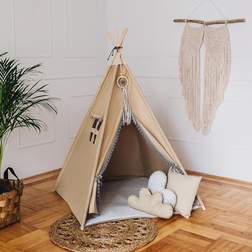 HOMECHIC Kinder Spielzelt Wigwam Beige/Grau Premium aus Baumwolle Minky mit doppelseitiger Bodenmatte Pompons 3 Kissen 110x110x150 cm Tipi Teepee + Stabilisator von HOME CHIC