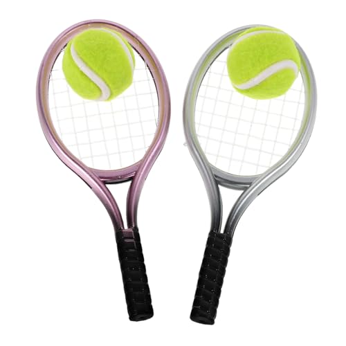 HOMOBABE 2 Sätze Miniatur Tennis Racket und Ball Set Silber und Realistisches Sportzubehör für Puppenhaus Deko Sportspielzeug Tennistraining Zubehör HOMOBABE 2 Sätze Miniatur Tennis Racket und Ball Set Silber und Realistisches Sportzubehör für Puppenhaus Deko Sportspielzeug Tennistraining Zubehör von HOMOBABE