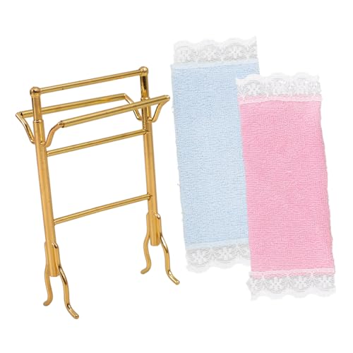 HOOTNEE Miniatur Handtuchhalter aus Metall mit Miniaturhandtüchern Puppenhaus Badezimmer Dekoration Realistische und Elegante Miniatur Badzubehör für Puppenmöbel Leicht und Dekorativ HOOTNEE Miniatur Handtuchhalter aus Metall mit Miniaturhandtüchern Puppenhaus Badezimmer Dekoration Realistische und Elegante Miniatur Badzubehör für Puppenmöbel Leicht und Dekorativ von HOOTNEE
