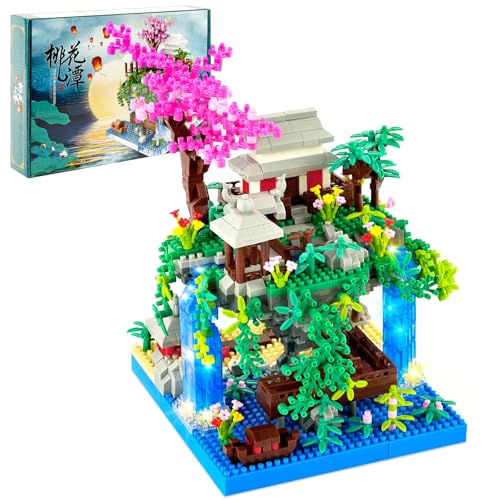 HOTUT Pfirsichblüten Teich Micro Bausteine, 1435 Stück Architektur mit Pfirsichblüten Bonsai Baum mit LED, Klemmbausteine Pflanzen Architecture Baumhaus, deko Geschenk für Erwachsene Jugendliche von HOTUT