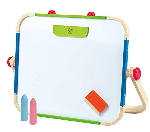 Hape Mobiles Atelier von Hape für kleine Entdecker | Preisgekrönte doppelseitige Stehtafel für Kinder, mit Whiteboard/Kreidetafel mit zwei Kreidestücken, einem Radierer und einem Haftmagneten aus Holz zum Halten von Papier von Hape