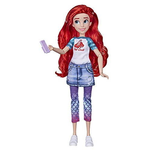 Disney Prinzessin Comfy Squad Ariel, Puppe zum Film Chaos im Netz mit Freizeit-Outfit und Zubehör von Disney Princess