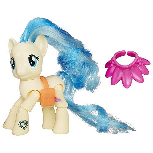 Hasbro B5679 - My Little Pony - Spielset - Bewegliches Pony - Miss Pommel [UK Import] von Hasbro